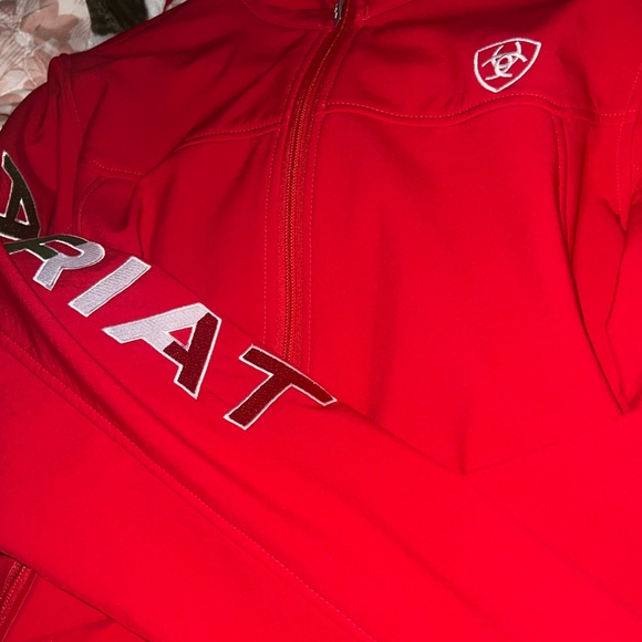 Red Ariat Jacket red - Picture 4 of 7